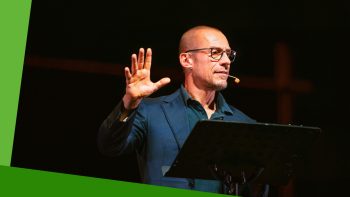 Immagine in primo piano di Stefano Accorsi 