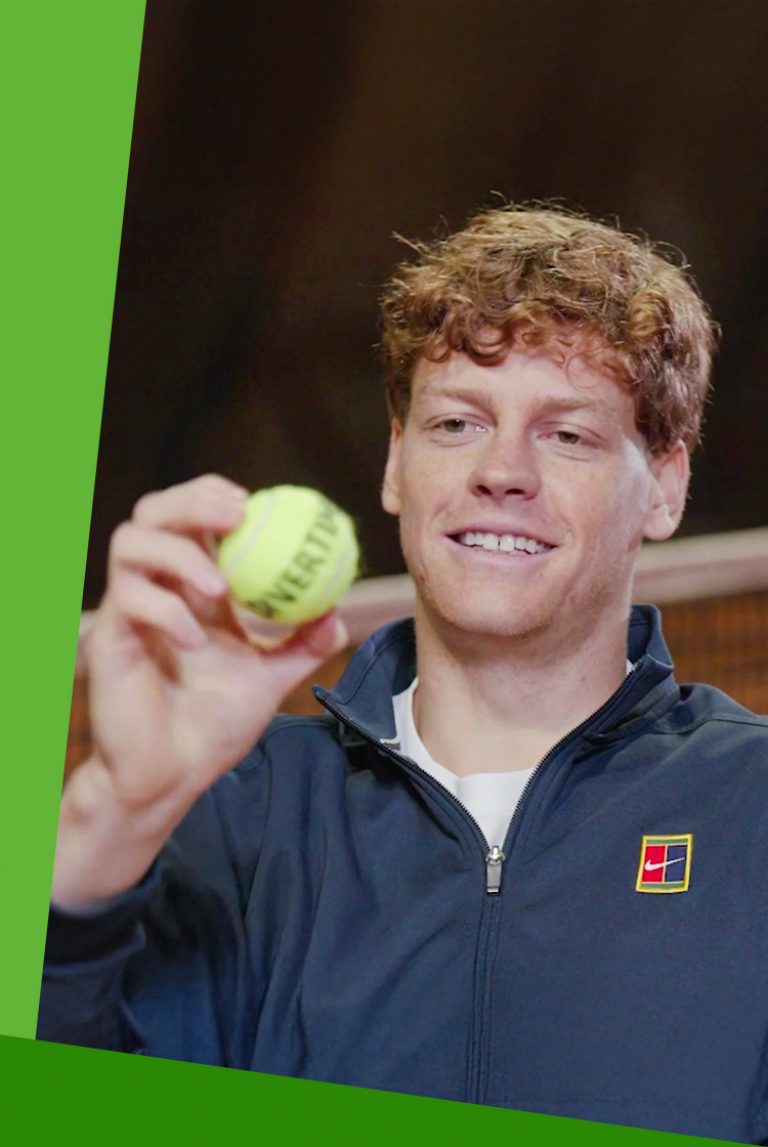 Immagine di Jannik Sinner in primo piano