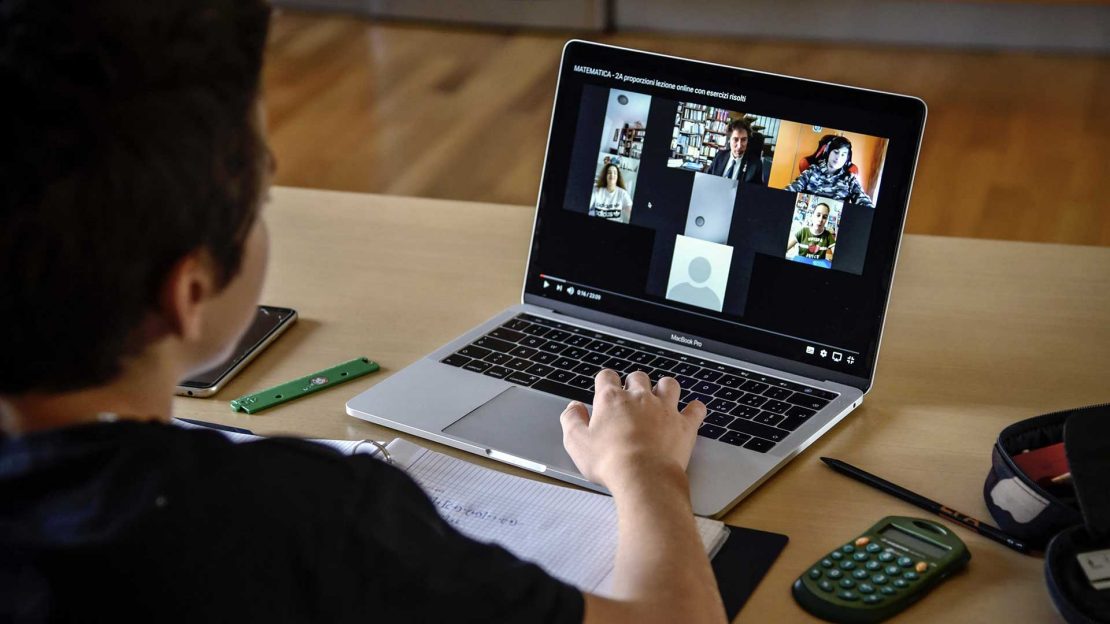 Formazione giovani Z Lab diventa digitale Intesa Sanpaolo